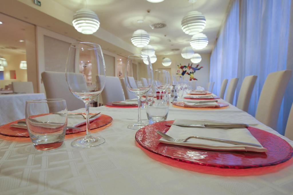 Hotel Touring Fiorano Modenese Exterior photo