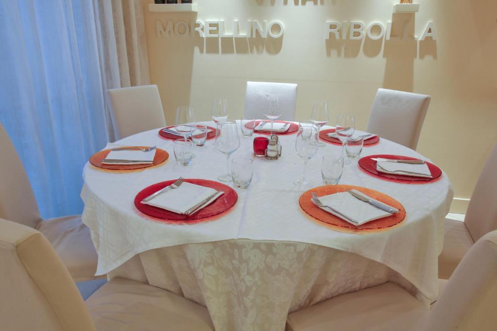 Hotel Touring Fiorano Modenese Exterior photo